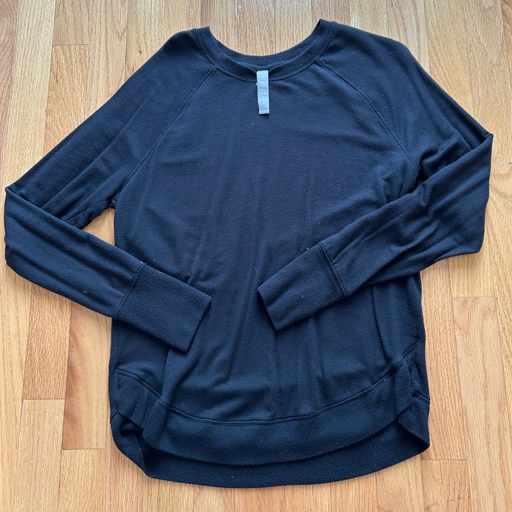 Athleta Long sleeve top